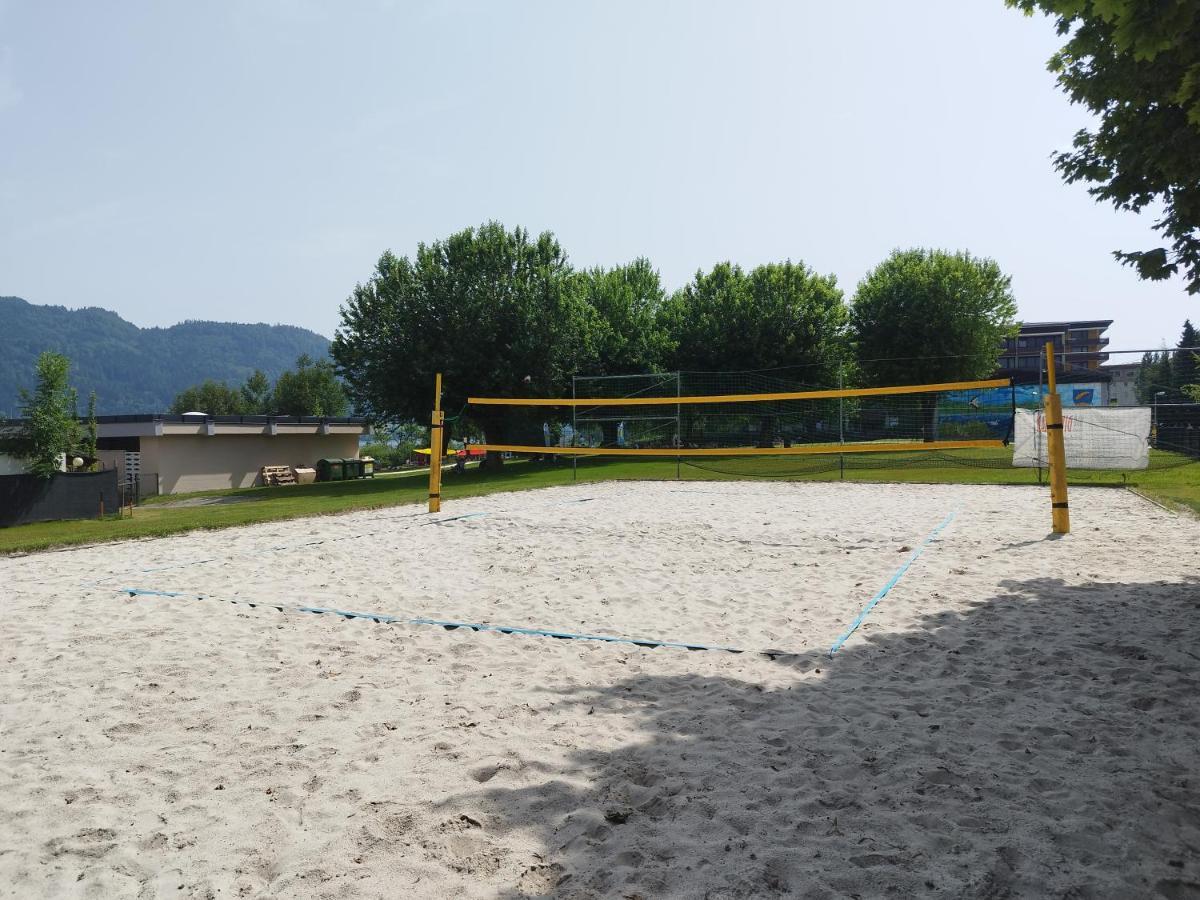 Mooki Beach Apartment Bodensdorf Bagian luar foto