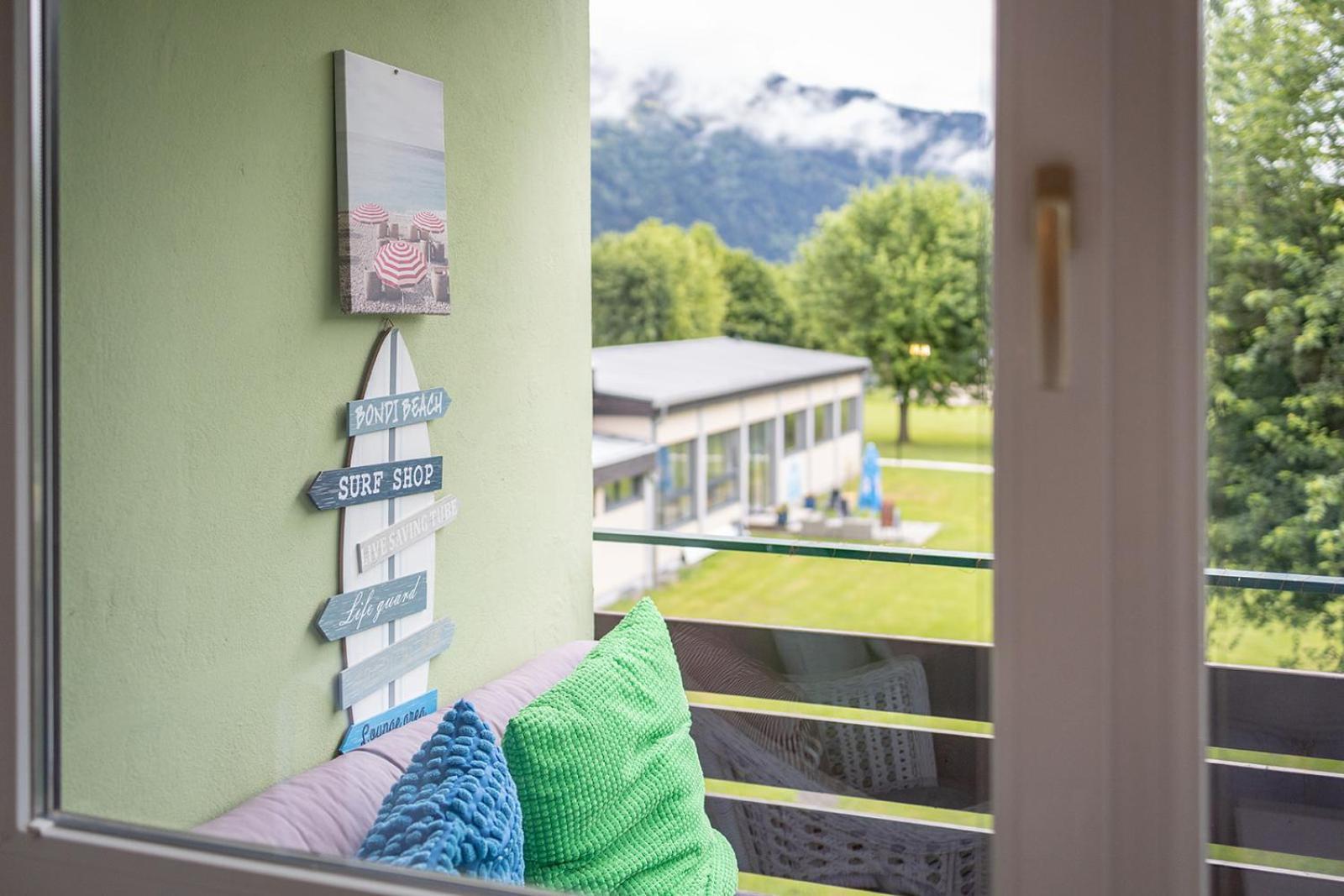 Mooki Beach Apartment Bodensdorf Bagian luar foto