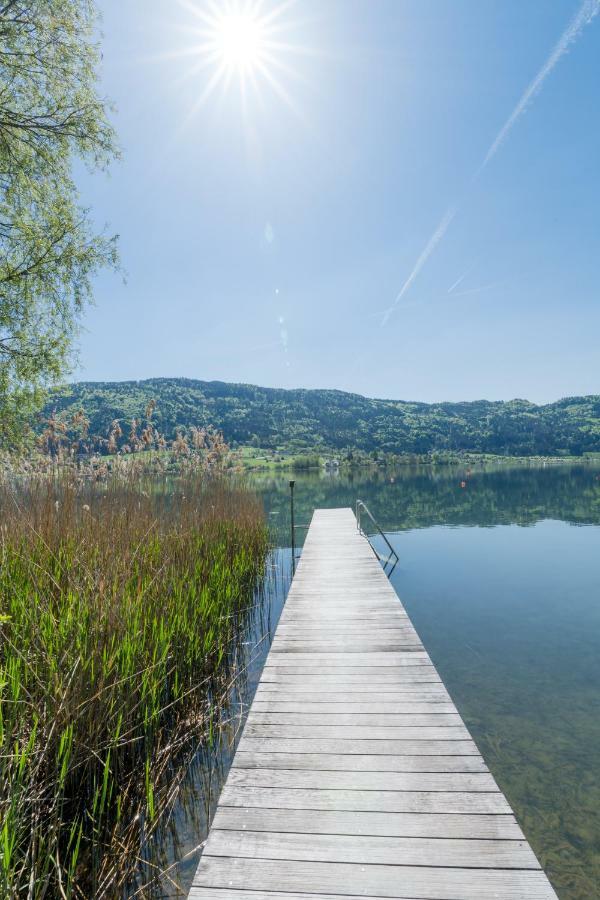 Mooki Beach Apartment Bodensdorf Bagian luar foto